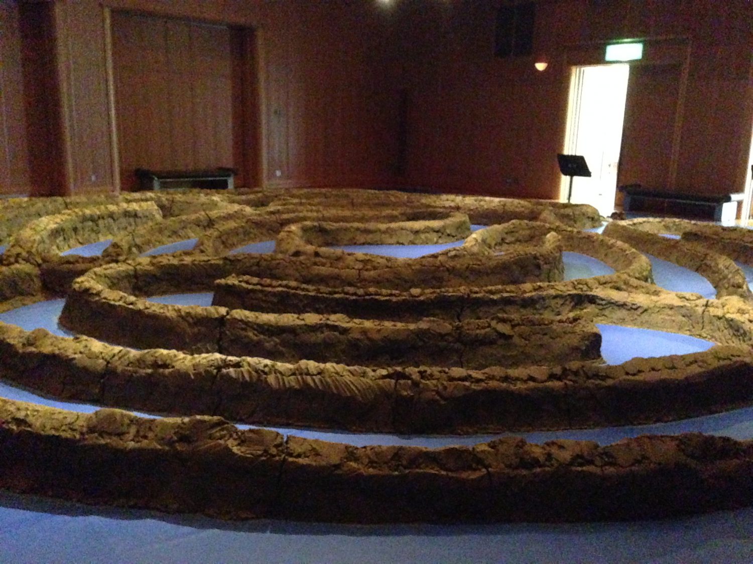 高浜市　かわら美術館