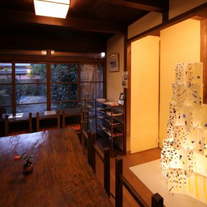 半六ツリー for クラdeクラ 半田市内の半六邸茶房に設置された