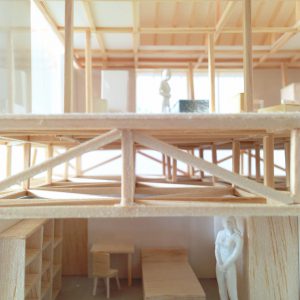津島の四層二階建て住宅 模型写真　採光通風のための第2層