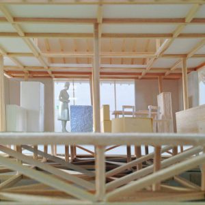 津島の四層二階建て住宅 模型写真　2階第3層から第4層が見える