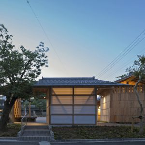 亀崎公園の再編 男子トイレを南側から見る