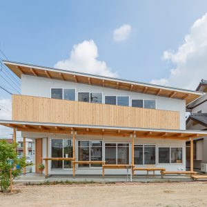 片流れの離れ/homeYG 南側正面（昼景）