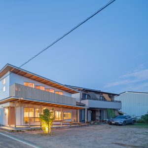 片流れの離れ/homeYG 敷地全景